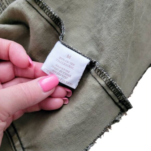 Tinseltown Love Fire Camo Cropped Jacket - Picture 8 of 10